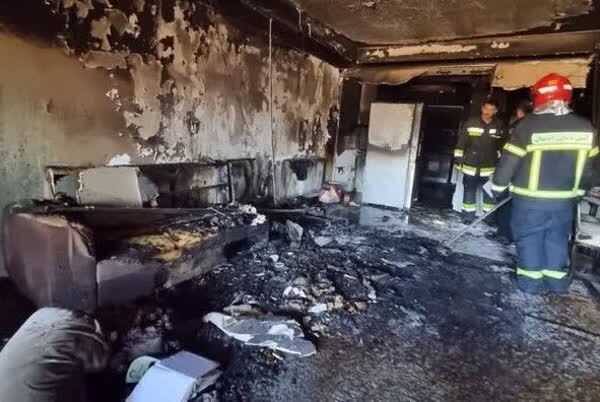 آتش سوزی در یک ساختمان اقامتی در محدوده میدان ولی‌عصر
